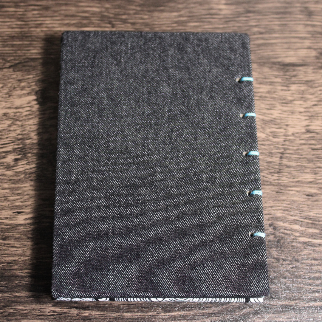 Black and White Log Dime Black Paper Sketchbook